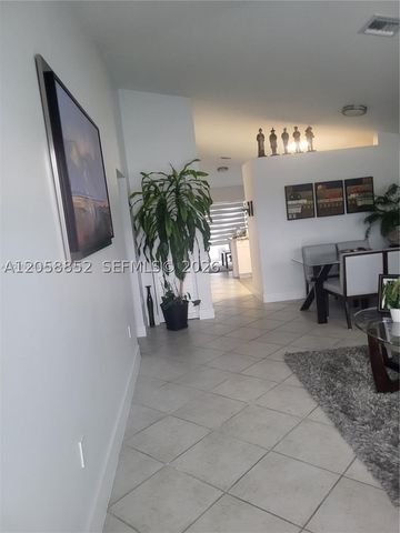 15037 SW 138th Ter 15037, Miami, FL 33196