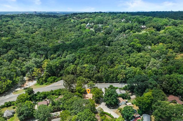 1700 Lilac Circle, Little Rock, AR 72202