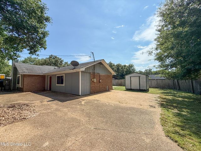 9408 Point Aux Chenes Road, Ocean Springs, MS 39564