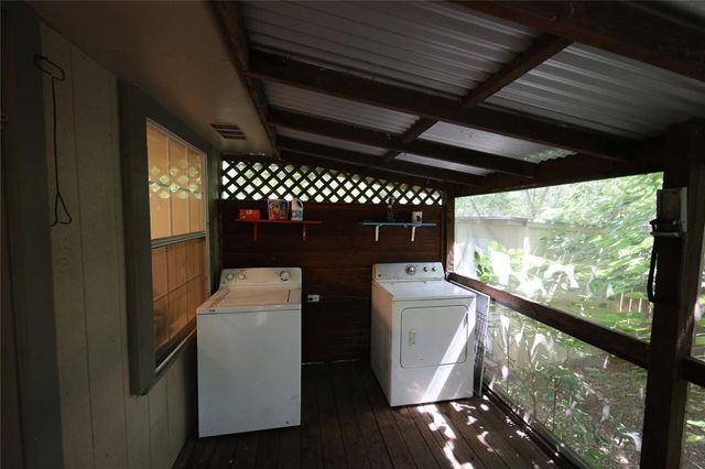 10801 W Lakeview DR, Jonestown, TX 78645