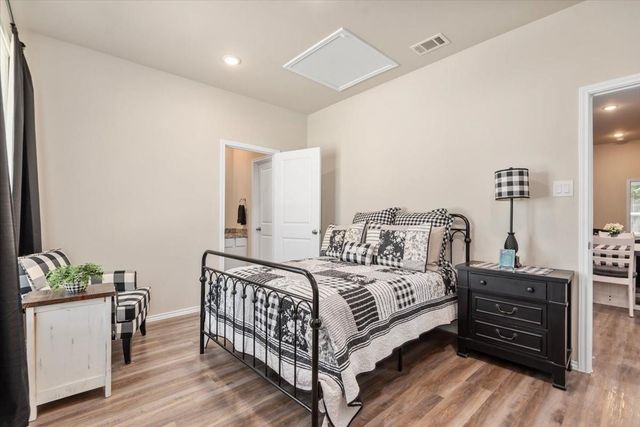 11636 Vistawood Street, Willis, TX 77318
