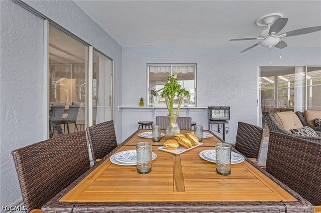 527 SW 57th ST, Cape Coral, FL 33914