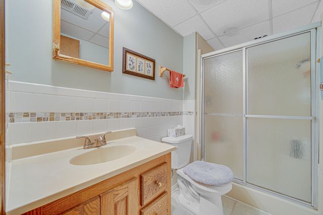 812 Fox Point Drive, Chesterton, IN 46304