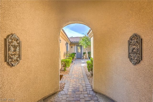 11809 Weybrook Park Drive, Las Vegas, NV 89141