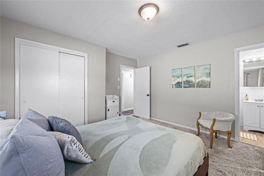 Image 17 of property listing at 5320 BRERETON AVENUE, Orlando, FL 32839