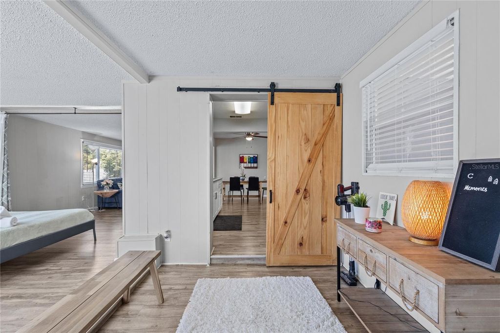 Image 27 of property listing at 5320 BRERETON AVENUE, Orlando, FL 32839