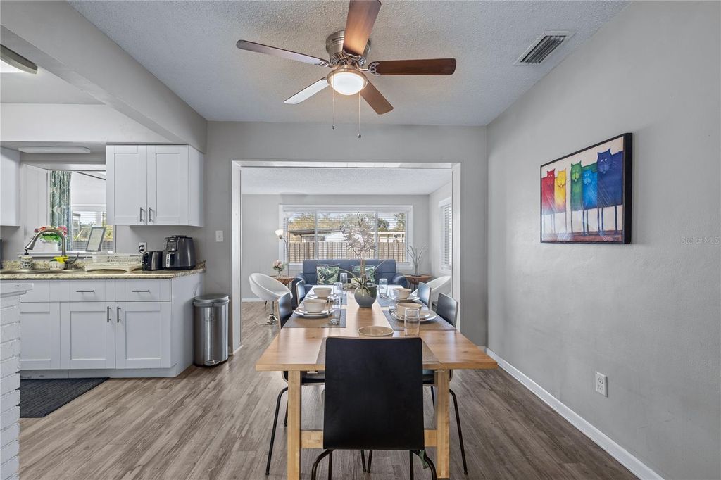 Image 7 of property listing at 5320 BRERETON AVENUE, Orlando, FL 32839