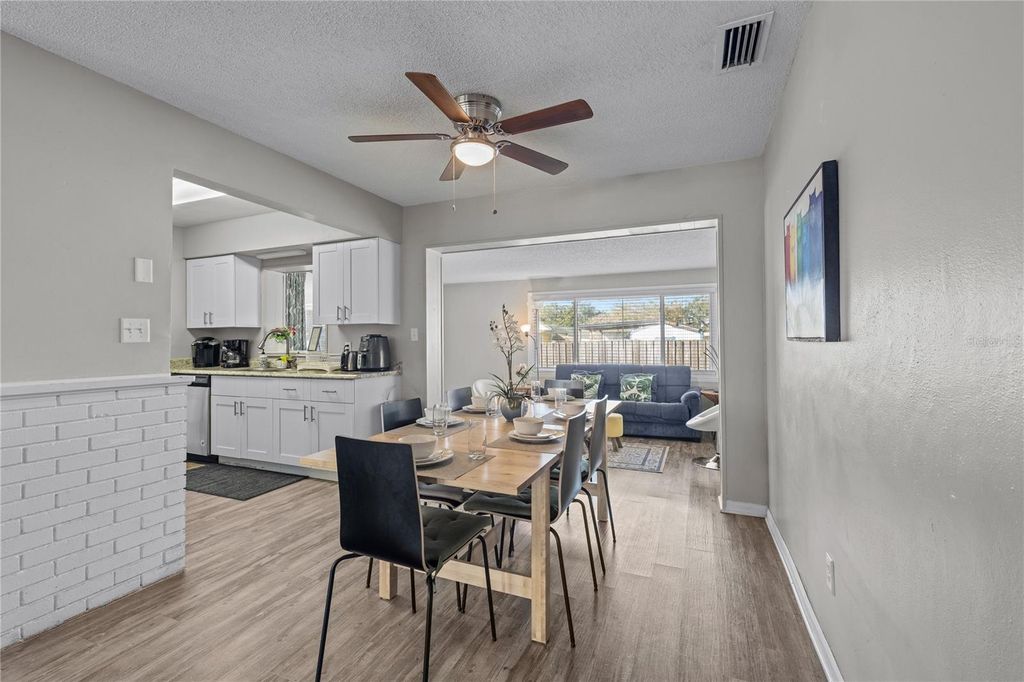 Image 8 of property listing at 5320 BRERETON AVENUE, Orlando, FL 32839