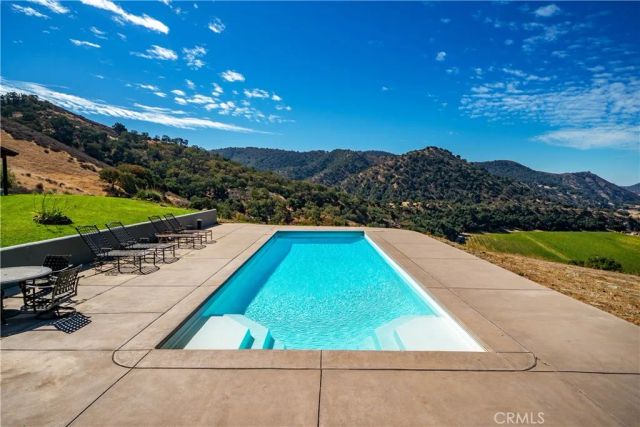 8680 Alamo Creek, Santa Maria, CA 93454