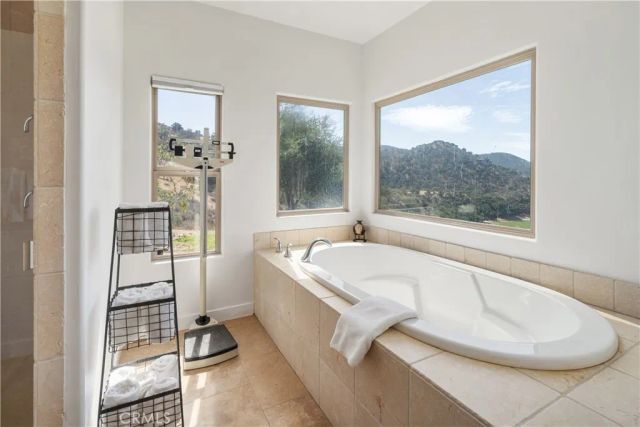 8680 Alamo Creek, Santa Maria, CA 93454