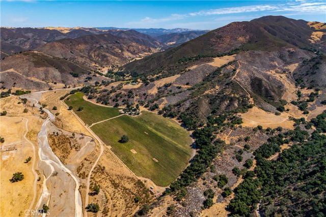 8680 Alamo Creek, Santa Maria, CA 93454