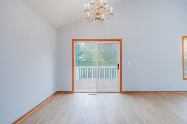 916 Parkside Boulevard, Hopkins, MN 55343