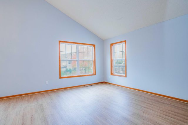 916 Parkside Boulevard, Hopkins, MN 55343