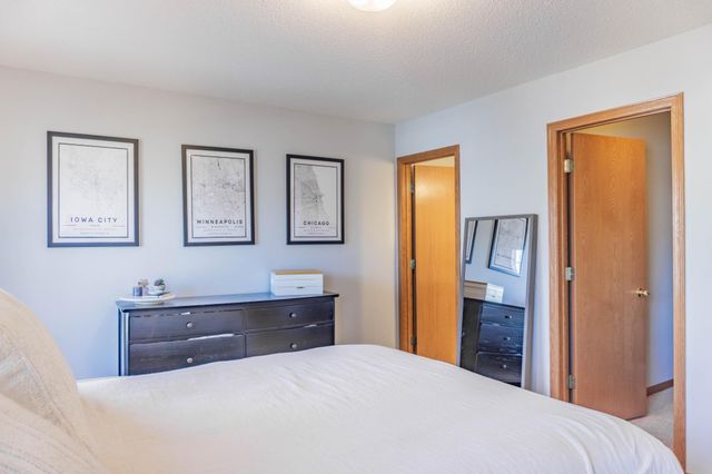 916 Parkside Boulevard, Hopkins, MN 55343