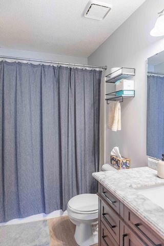 916 Parkside Boulevard, Hopkins, MN 55343