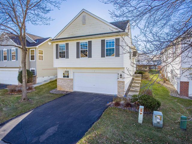 916 Parkside Boulevard, Hopkins, MN 55343