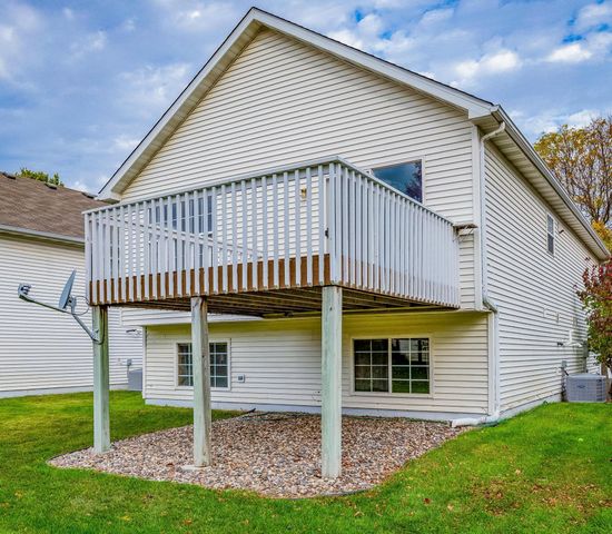 916 Parkside Boulevard, Hopkins, MN 55343