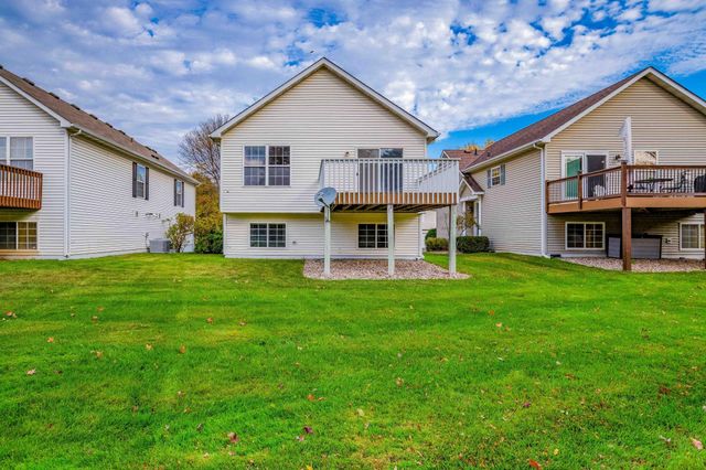 916 Parkside Boulevard, Hopkins, MN 55343