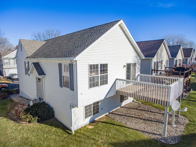 916 Parkside Boulevard, Hopkins, MN 55343