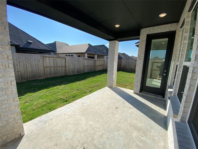 12311 Sweet Gum Drive, Mont Belvieu, TX 77523