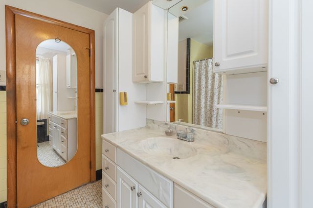 68 Valentino Drive, Waterbury, CT 06704