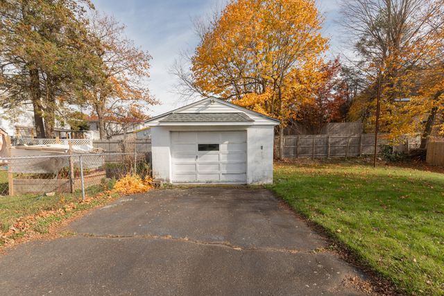 68 Valentino Drive, Waterbury, CT 06704