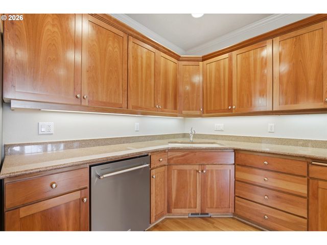 2212 LUCERNE Pl, West Linn, OR 97068