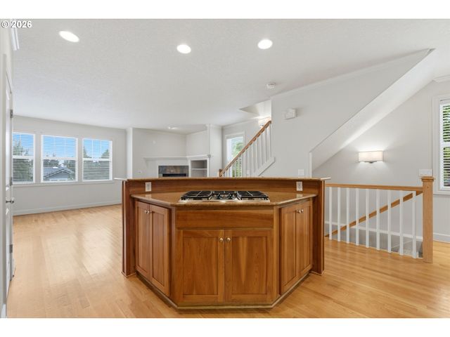 2212 LUCERNE Pl, West Linn, OR 97068
