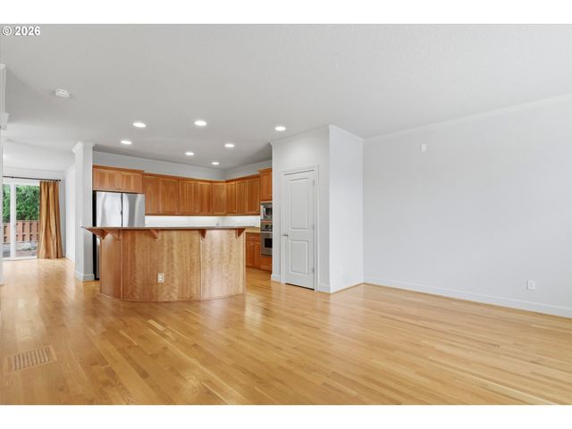 2212 LUCERNE Pl, West Linn, OR 97068