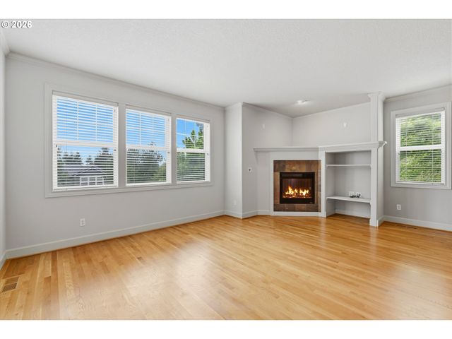 2212 LUCERNE Pl, West Linn, OR 97068