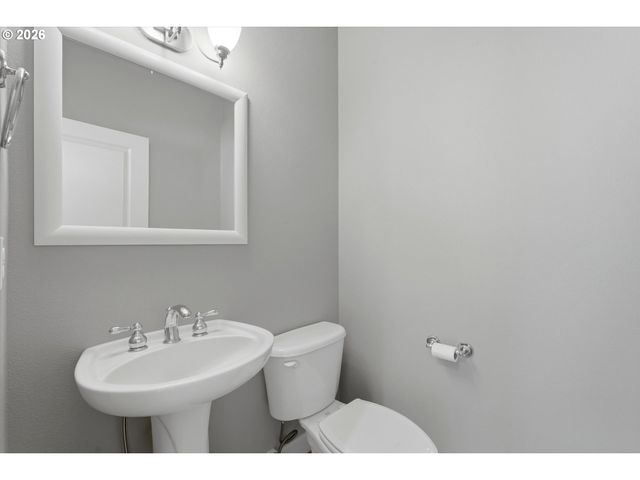 2212 LUCERNE Pl, West Linn, OR 97068