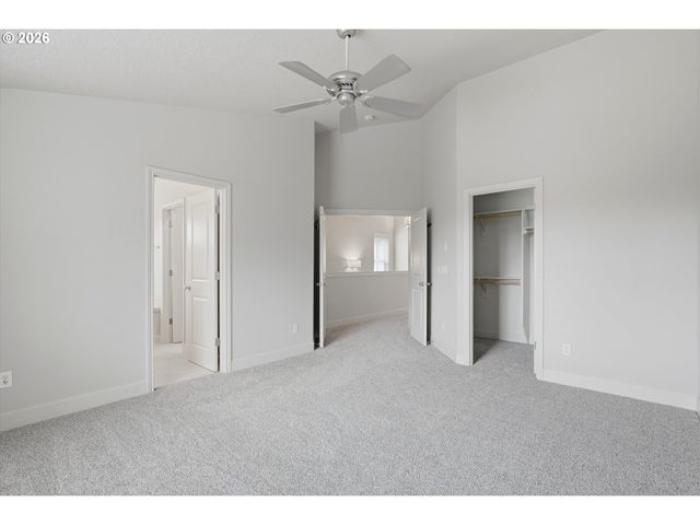 2212 LUCERNE Pl, West Linn, OR 97068
