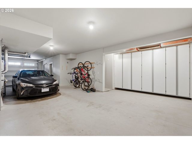 2212 LUCERNE Pl, West Linn, OR 97068