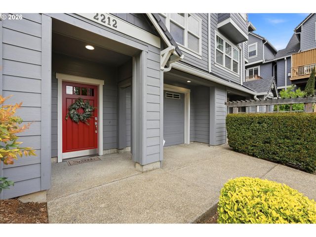 2212 LUCERNE Pl, West Linn, OR 97068