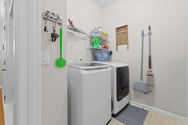 5393 Birdie Lane, Hollywood, SC 29449