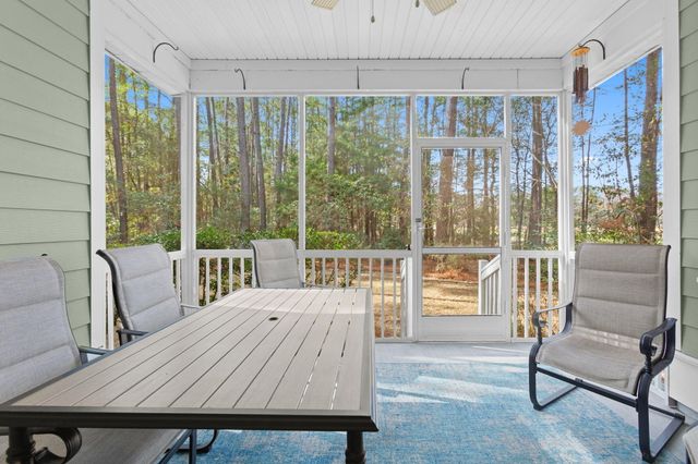 5393 Birdie Lane, Hollywood, SC 29449