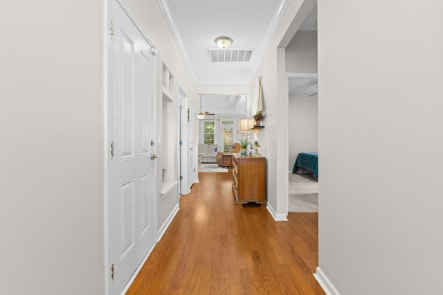 5393 Birdie Lane, Hollywood, SC 29449