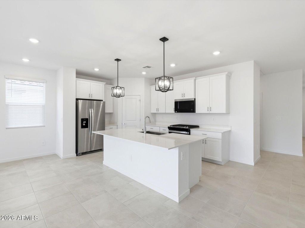19590 N BARANO Circle, Maricopa, AZ 85138 — photo 5