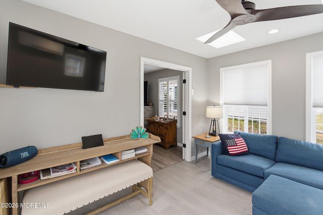 147 Pine Oak Boulevard, Barnegat, NJ 08005