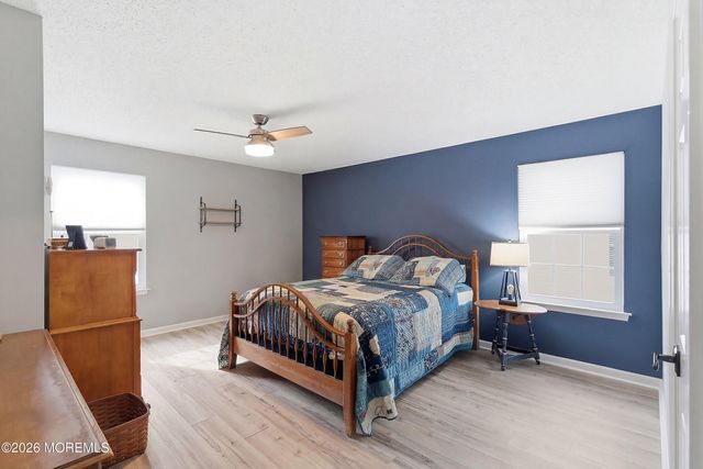 147 Pine Oak Boulevard, Barnegat, NJ 08005