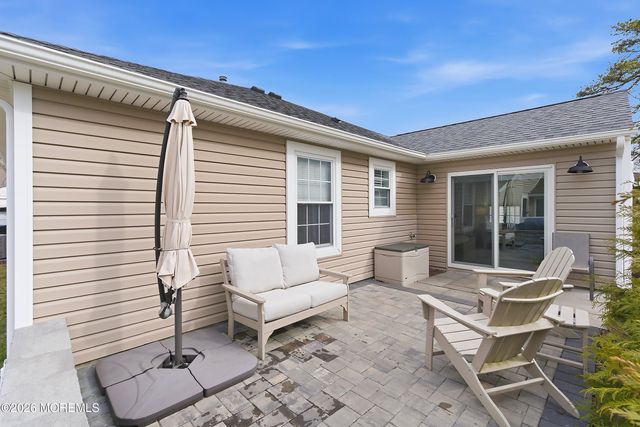 147 Pine Oak Boulevard, Barnegat, NJ 08005