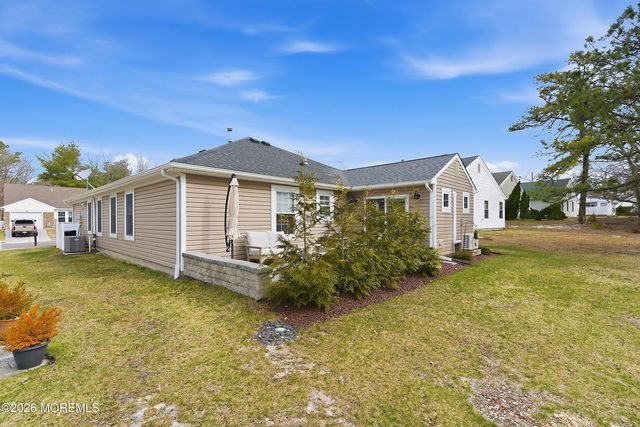 147 Pine Oak Boulevard, Barnegat, NJ 08005