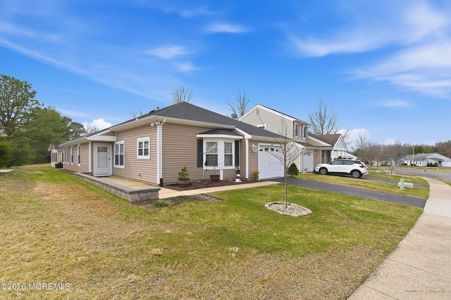 147 Pine Oak Boulevard, Barnegat, NJ 08005