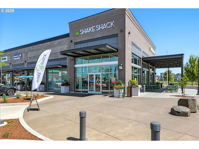 8085 Se CRESCENT Dr, Hillsboro, OR 97123