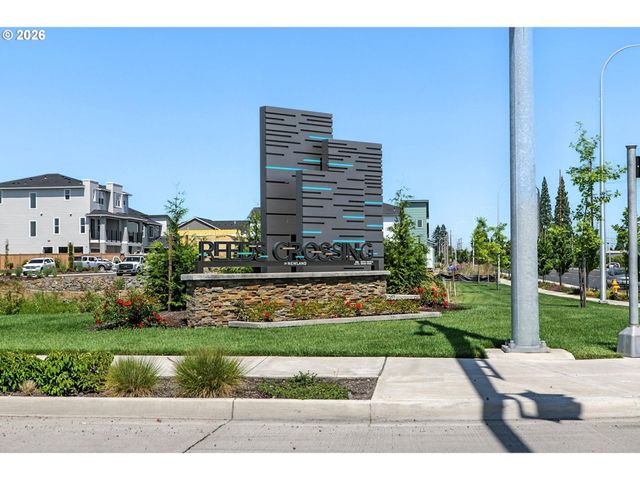 8085 Se CRESCENT Dr, Hillsboro, OR 97123
