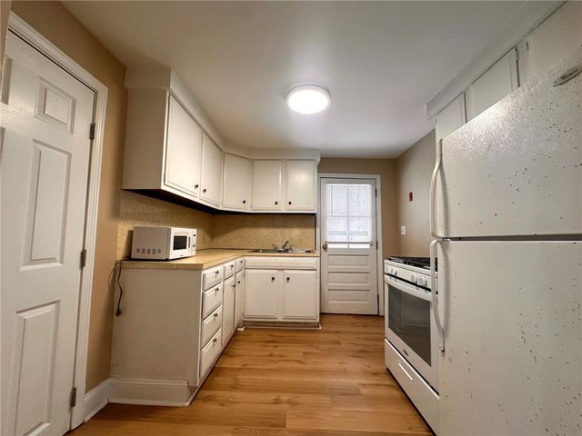 355 Church Avenue, Warwick, RI 02889