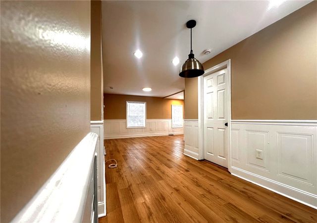 355 Church Avenue, Warwick, RI 02889