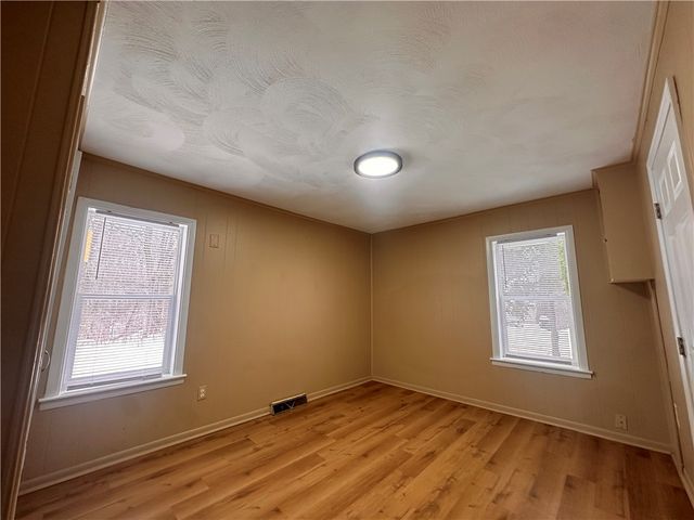 355 Church Avenue, Warwick, RI 02889