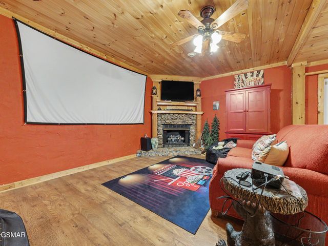 714 Shell Mountain Road, Sevierville, TN 37876