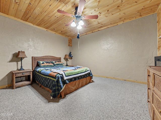 714 Shell Mountain Road, Sevierville, TN 37876